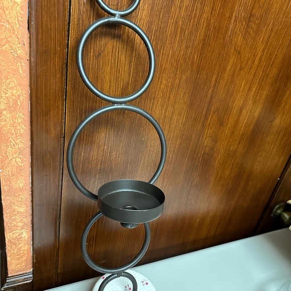 Home interiors Contemporary Metal circles Candle holder - Picture 15 of 16